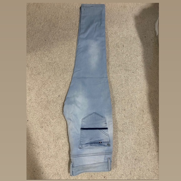 Light Blue skinny jeans (Brand New) - Picture 3 of 7